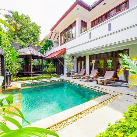 Villa Mica - Kuta - 5 Bedrooms - 5 Bathrooms - Great Location Exterior foto