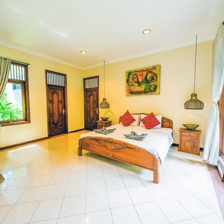 Villa Mica - Kuta - 5 Bedrooms - 5 Bathrooms - Great Location Exterior foto